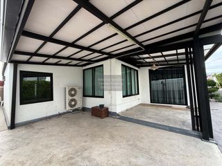Haus zum Kauf mit 4 Zimmer in Mueang Samut Sakhon, Samut Sakhon
