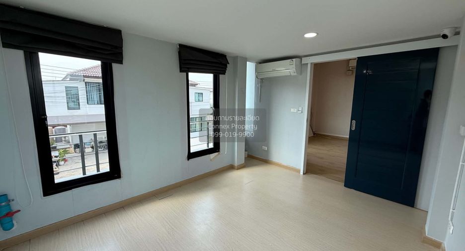 Haus zum Kauf mit 4 Zimmer in Mueang Samut Sakhon, Samut Sakhon