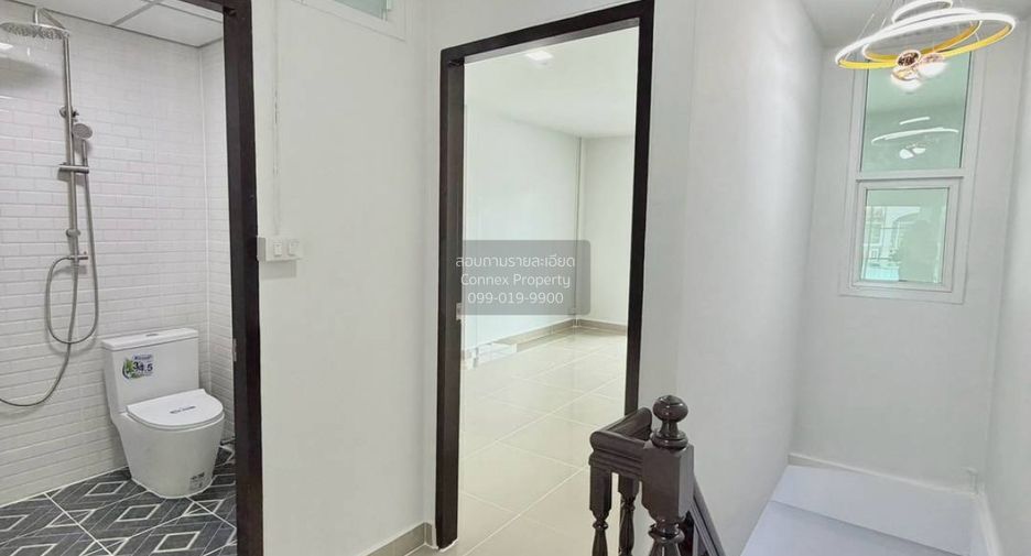Casa adosada en venta de 2 habitaciones en Mueang Nonthaburi, Nonthaburi