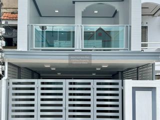 Casa adosada en venta de 2 habitaciones en Mueang Nonthaburi, Nonthaburi