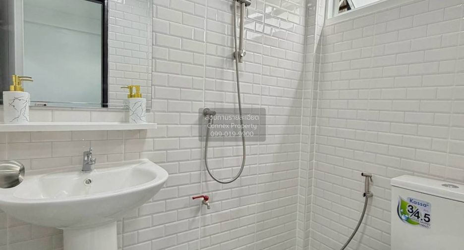 Casa adosada en venta de 2 habitaciones en Mueang Nonthaburi, Nonthaburi