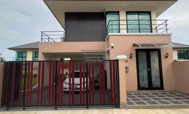 Haus zum Kauf mit 3 Zimmer in Bang Lamung, Chonburi
