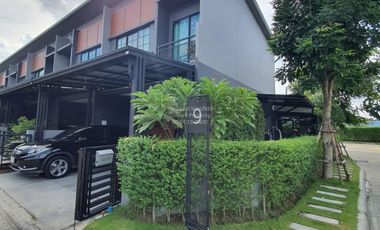 Reihenhaus zum Kauf mit 3 Zimmer in Chom Thong, Bangkok