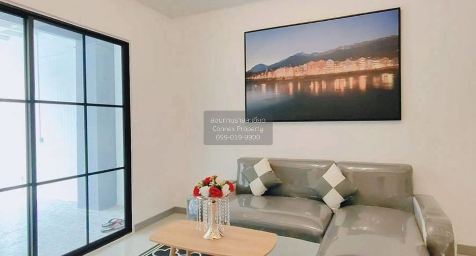 Casa adosada en venta de 3 habitaciones en Khlong Luang, Pathum Thani