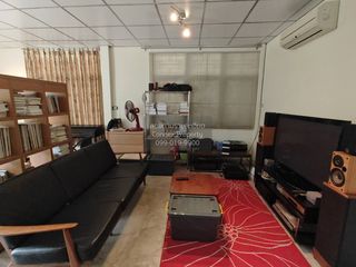 À vendre 2 chambres maison à Lat Phrao, Bangkok