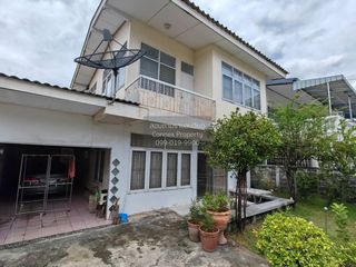 À vendre 2 chambres maison à Lat Phrao, Bangkok
