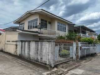 À vendre 2 chambres maison à Lat Phrao, Bangkok