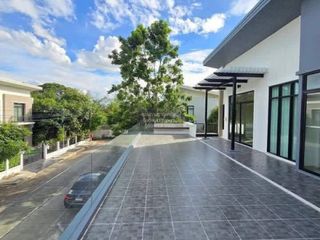 For sale 5 bedrooms house in Bang Bua Thong, Nonthaburi