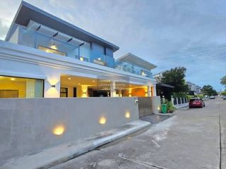 For sale 5 bedrooms house in Bang Bua Thong, Nonthaburi