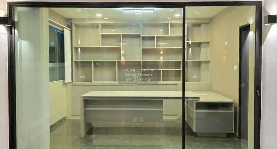 For sale 5 bedrooms house in Bang Bua Thong, Nonthaburi