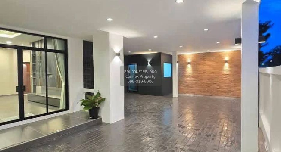 For sale 5 bedrooms house in Bang Bua Thong, Nonthaburi
