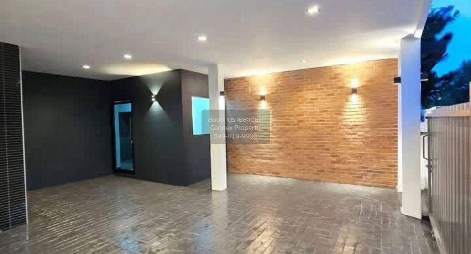 For sale 5 bedrooms house in Bang Bua Thong, Nonthaburi