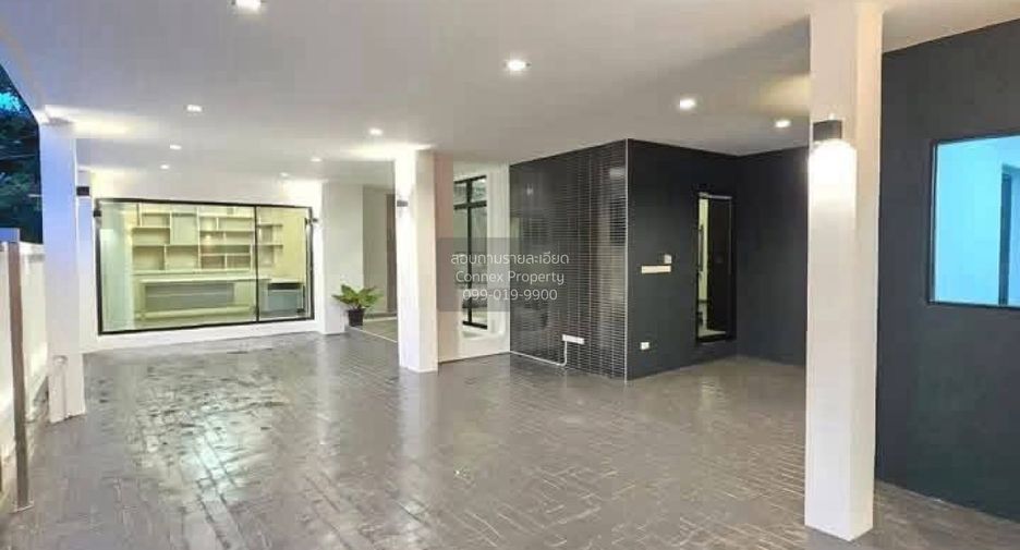 For sale 5 bedrooms house in Bang Bua Thong, Nonthaburi