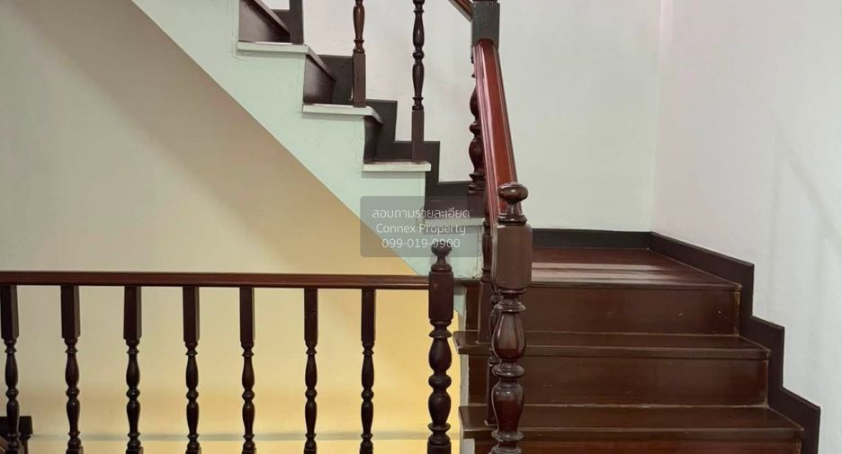 Casa adosada en venta de 3 habitaciones en Bang Lamung, Chonburi