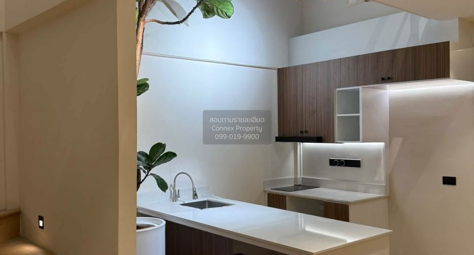 For sale 3 bedrooms townhouse in Sai Noi, Nonthaburi