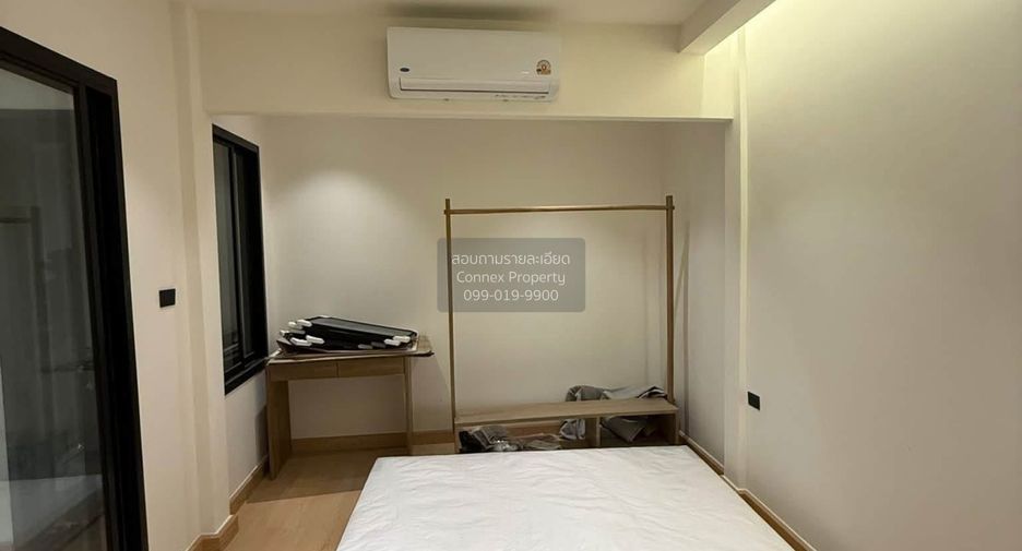 For sale 3 bedrooms townhouse in Sai Noi, Nonthaburi