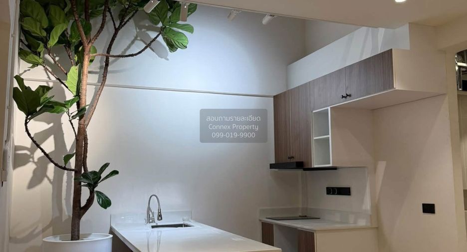 For sale 3 bedrooms townhouse in Sai Noi, Nonthaburi