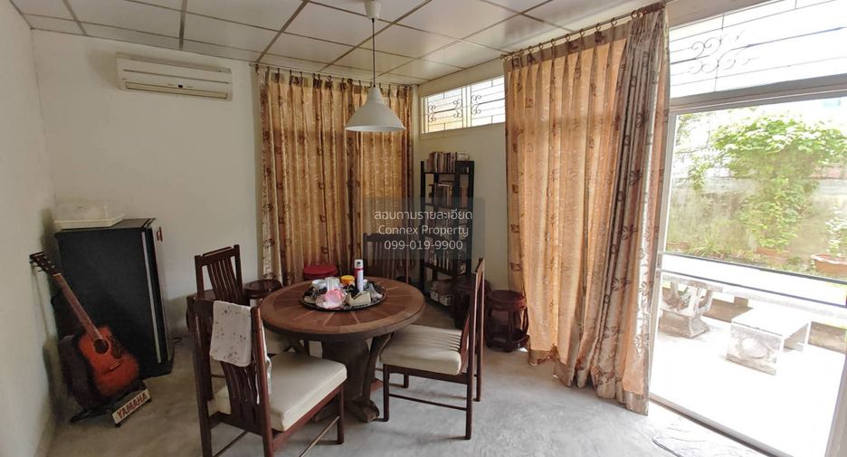 À vendre 4 chambres maison à Lat Phrao, Bangkok