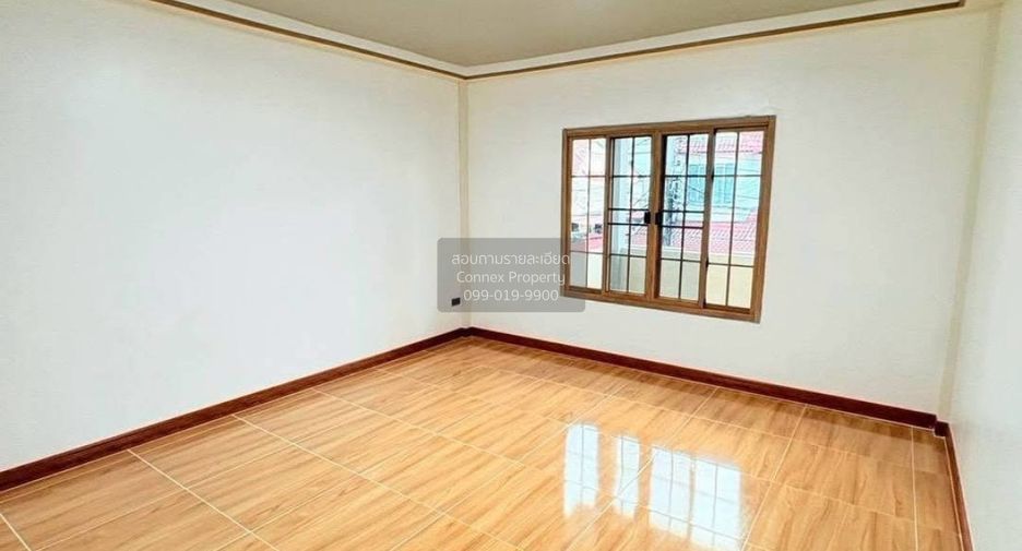 For sale 2 bedrooms townhouse in Bang Bua Thong, Nonthaburi