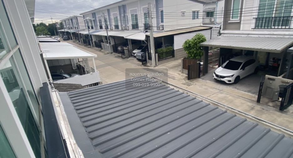 For sale 3 bedrooms townhouse in Bang Kruai, Nonthaburi