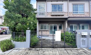 Reihenhaus zum Kauf mit 2 Zimmer in Bang Bua Thong, Nonthaburi