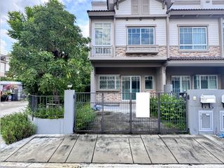 Reihenhaus zum Kauf mit 2 Zimmer in Bang Bua Thong, Nonthaburi