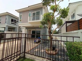 Casa en venta de 3 habitaciones en Bang Sao Thong, Samut Prakan