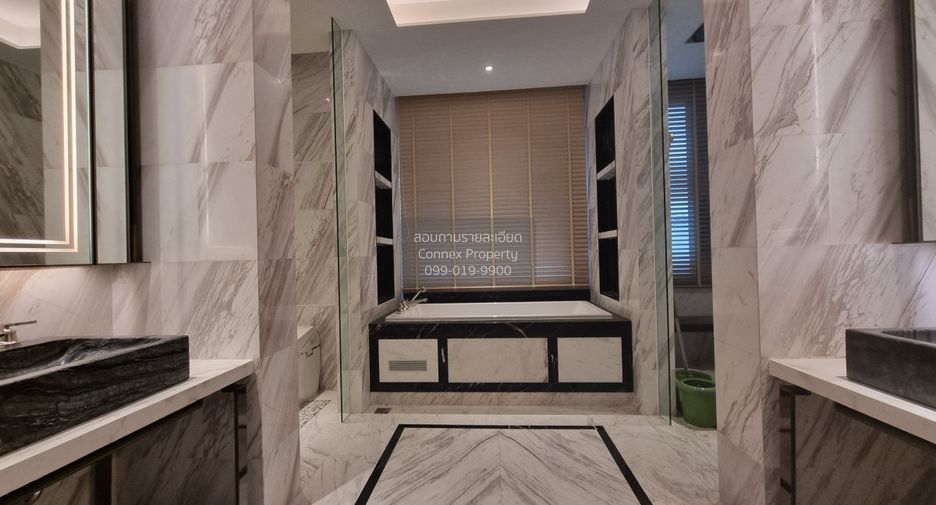 For sale 2 ベッドルーム condo in Khlong San, Bangkok