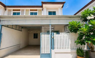 For sale 3 bedrooms townhouse in Mueang Nonthaburi, Nonthaburi