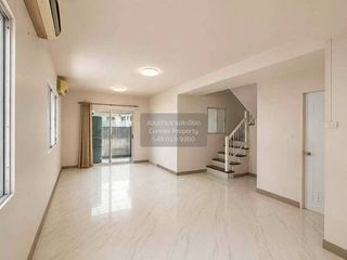 Casa adosada en venta de 3 habitaciones en Mueang Nonthaburi, Nonthaburi