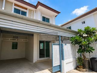 Casa adosada en venta de 3 habitaciones en Mueang Nonthaburi, Nonthaburi