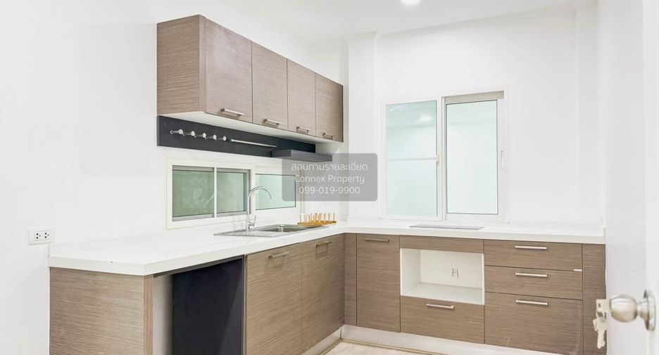 For sale 4 bedrooms house in Mueang Phuket, Phuket