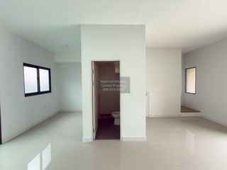 For sale 3 bedrooms townhouse in Sam Phran, Nakhon Pathom