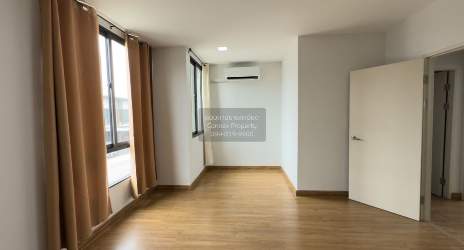 For sale 3 bedrooms townhouse in Sam Phran, Nakhon Pathom