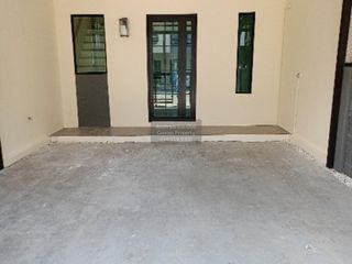 出售 3 卧室 联排别墅 在 Lam Luk Ka, Pathum Thani