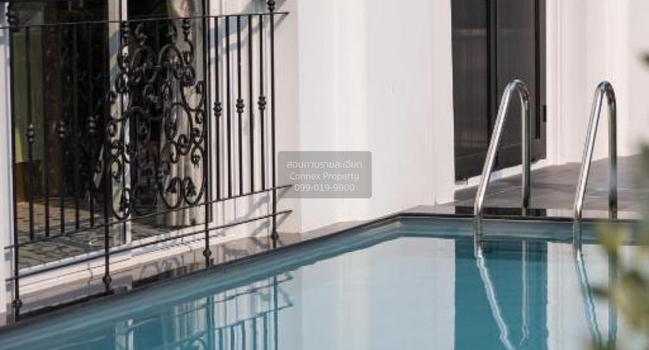 For sale 6 bedrooms villa in Nakhon Chai Si, Nakhon Pathom
