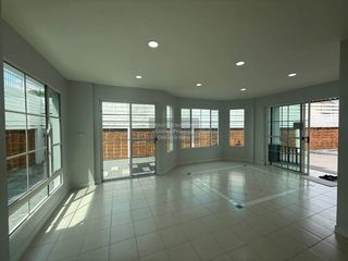 出售 3 卧室 独立屋 在 Nong Khaem, 曼谷