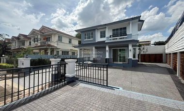 Casa en venta de 3 habitaciones en Nong Khaem, Bangkok