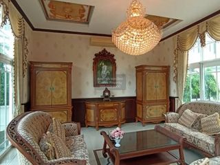 Haus zum Kauf mit 4 Zimmer in Phra Samut Chedi, Samut Prakan
