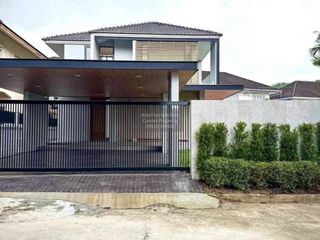 For sale 5 bedrooms house in Mueang Phuket, Phuket