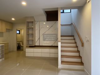出售 3 卧室 独立屋 在 Lat Krabang, 曼谷