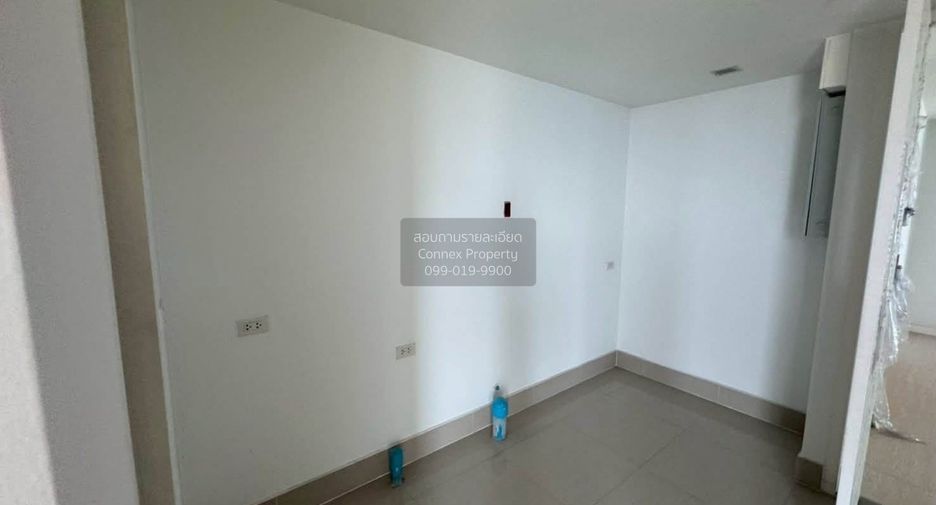 For sale 3 bedrooms condo in Dusit, Bangkok