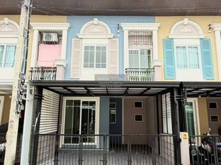 Reihenhaus zum Kauf mit 3 Zimmer in Bang Phli, Samut Prakan