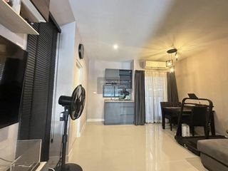 Reihenhaus zum Kauf mit 3 Zimmer in Thung Khru, Bangkok