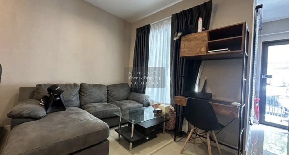 Reihenhaus zum Kauf mit 3 Zimmer in Thung Khru, Bangkok