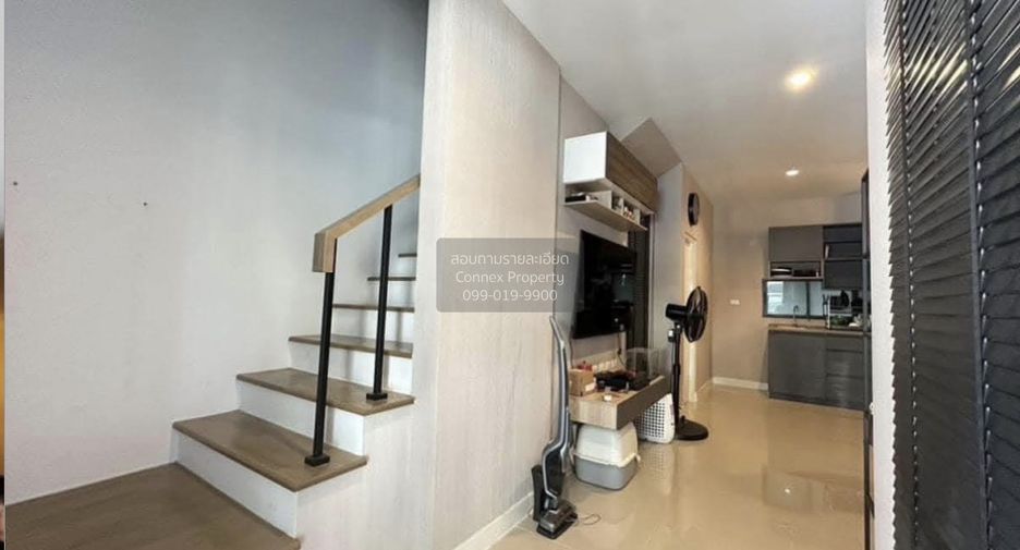 Reihenhaus zum Kauf mit 3 Zimmer in Thung Khru, Bangkok