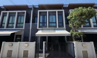 Reihenhaus zum Kauf mit 3 Zimmer in Thung Khru, Bangkok