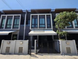 Reihenhaus zum Kauf mit 3 Zimmer in Thung Khru, Bangkok