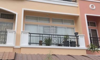 Reihenhaus zum Kauf mit 3 Zimmer in Bueng Kum, Bangkok