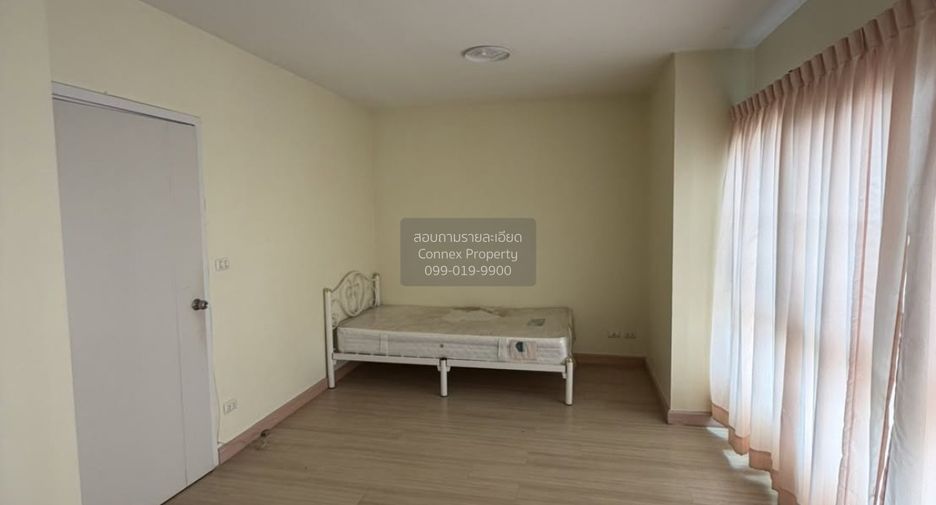 For sale 3 bedrooms townhouse in Sam Phran, Nakhon Pathom